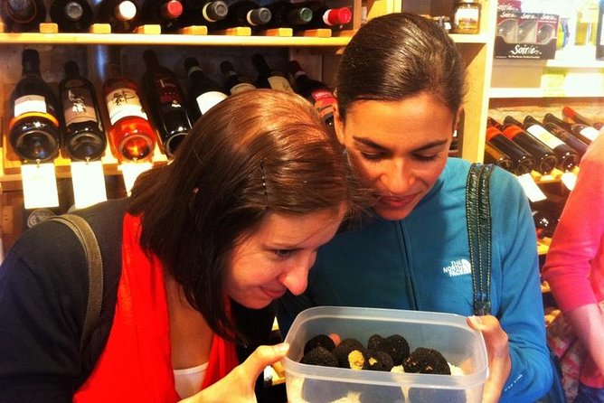Taste Pike Place Walking Food Tour - The Tastings: Truffle Savories, Persian Kebab, and Organic Produce