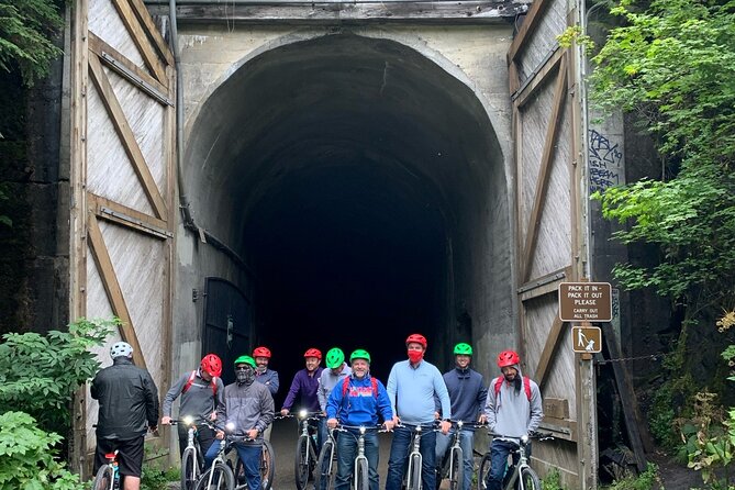 Viator Exclusive-Snoqualmie Tunnel MTN Bike Tour from Seattle - Why the Snoqualmie Tunnel Downhill Feels Different From Other Seattle Tours